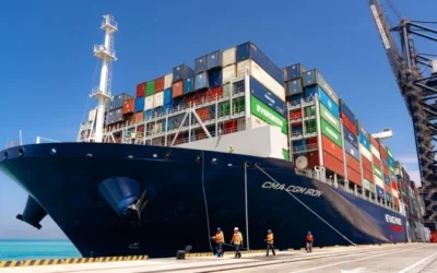 CMA CGM Iron, the First Dual-Fuel Methanol Ship Sailing to Abu Dhabi, Calls at Historic Khalifa Port