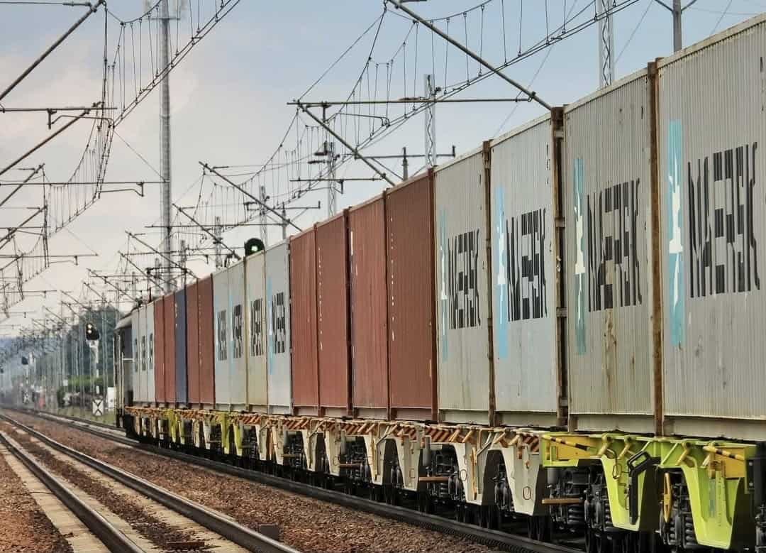 4cfb3b04f1919c87fccf802c54a69bd7