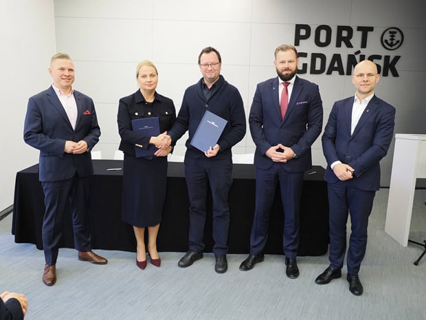 581822a23ead56d4c563bd07e7a9f89d